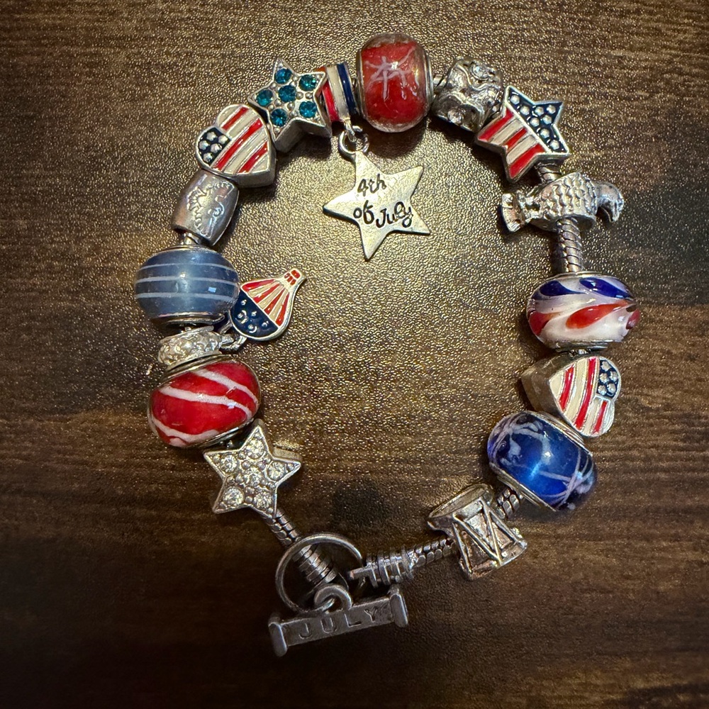 Willabee and Ward July bracelet